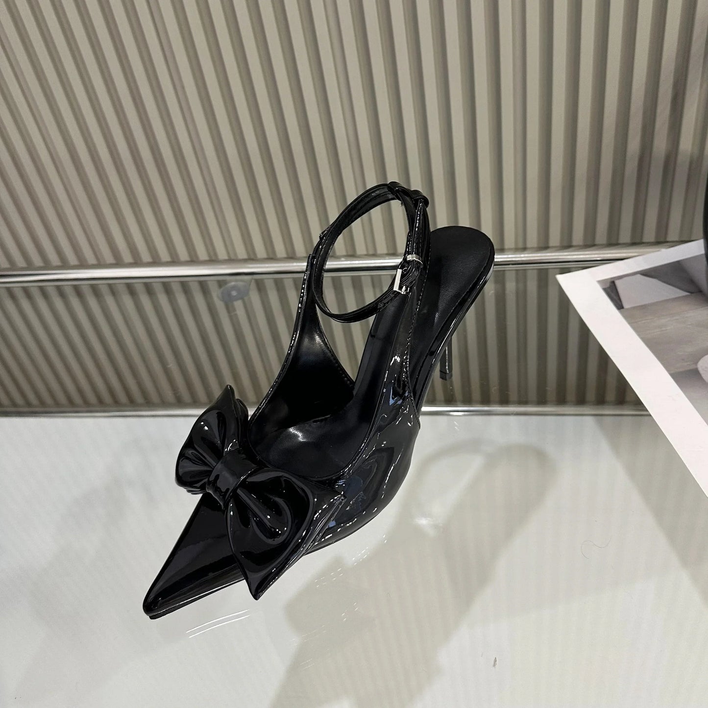 Maddison | Elegant Ankelrem Stilett Med Spetsig Tå – För Stil Och Komfort 6