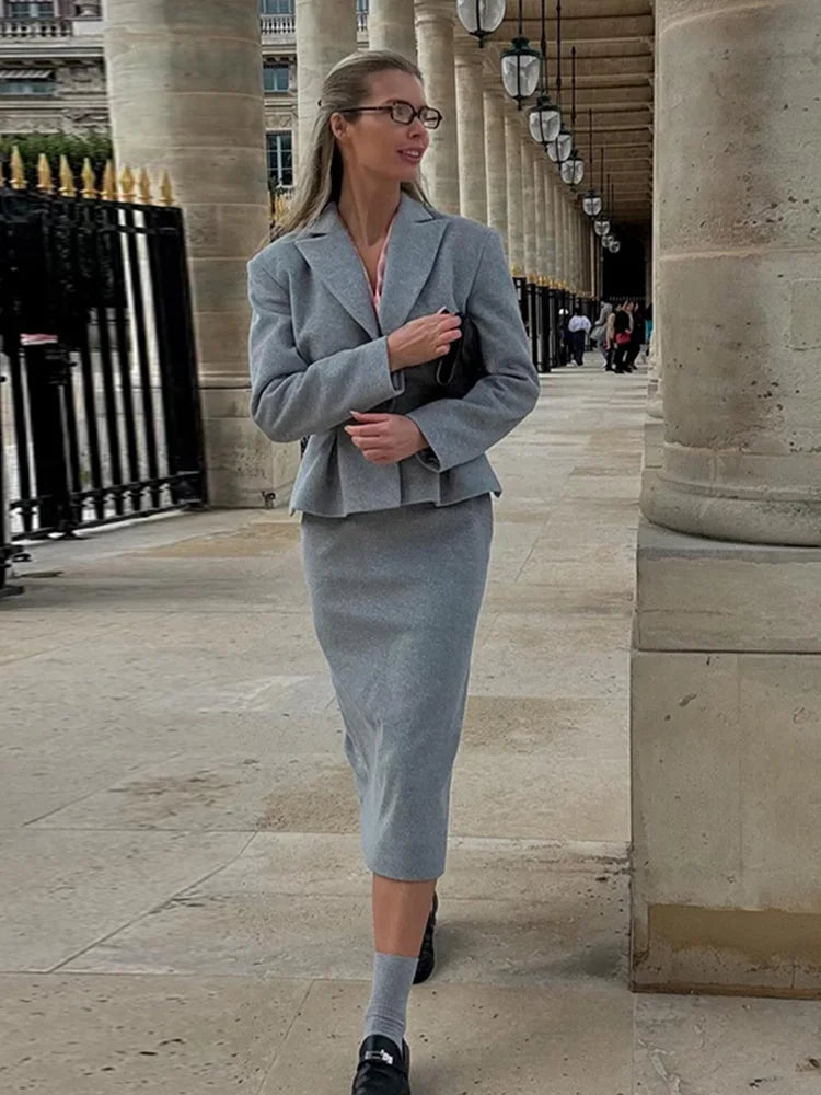 Black Wool Blazer Coat and Skirt Set | Women's Medium – Elegant and Stylish 2