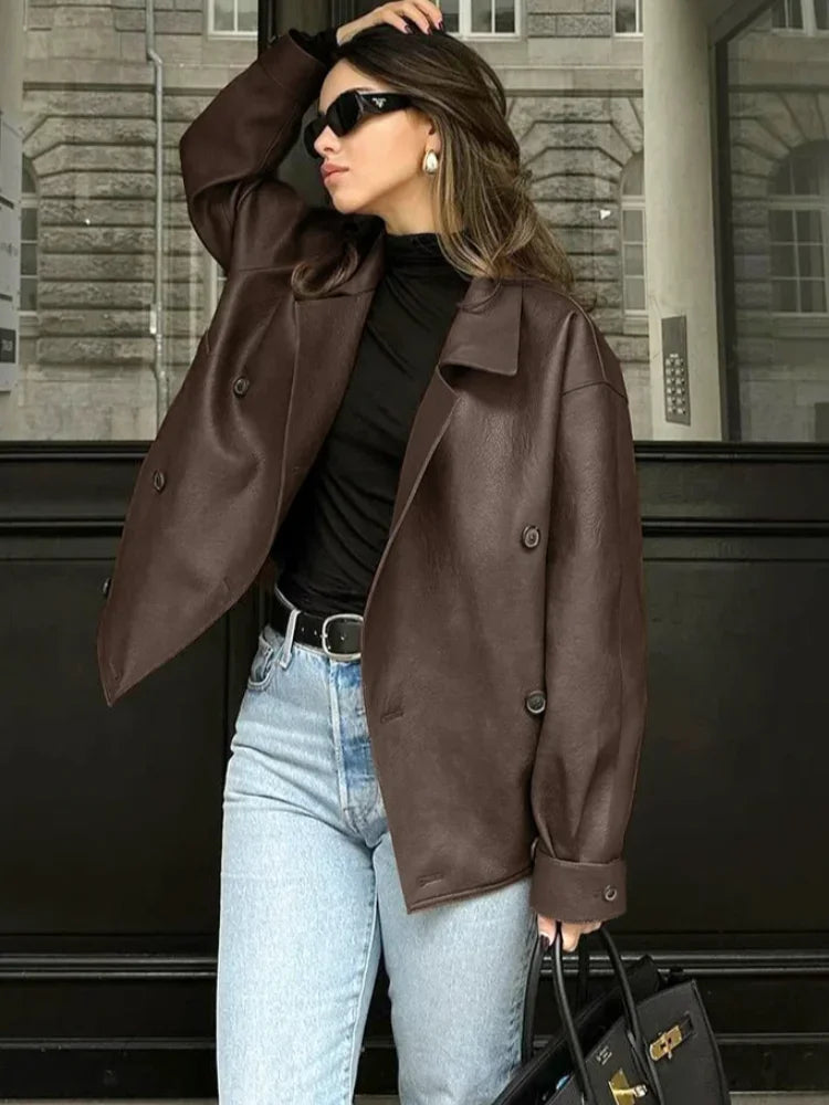 Andrea | Tidlös Vintage Läderjacka Dam – Robust Stil och Hållbarhet 3