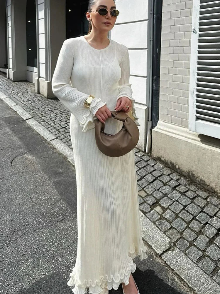 Freya | Elegant Rufflad Ribbstickad Maxiklänning Dam – Justerbar Snörning 3