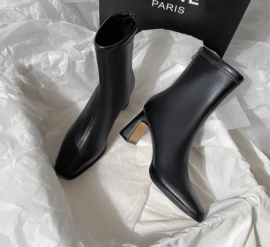 Coraline | Eleganta Fotledskor – Läder Fyrkantig Tå För Stil Och Komfort 1