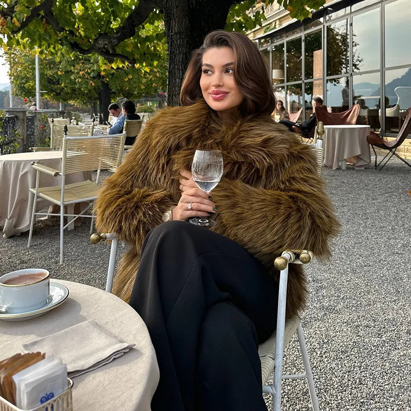 Damaris-Eleanor | Vintage Lyxig Pälsjacka För Tidlös Elegans 6