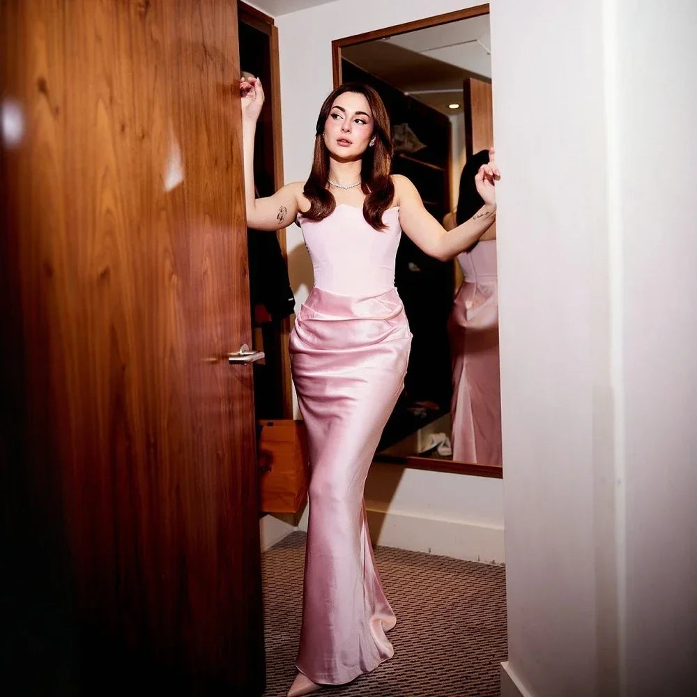 Naomie | Elegant Korsettcocktailklänning – För En Fantastisk Silhuett 4