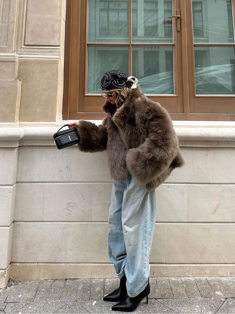 Ashley | Lyxig Faux Pälsjacka För Kvinnor – Varm och Elegant Design 5