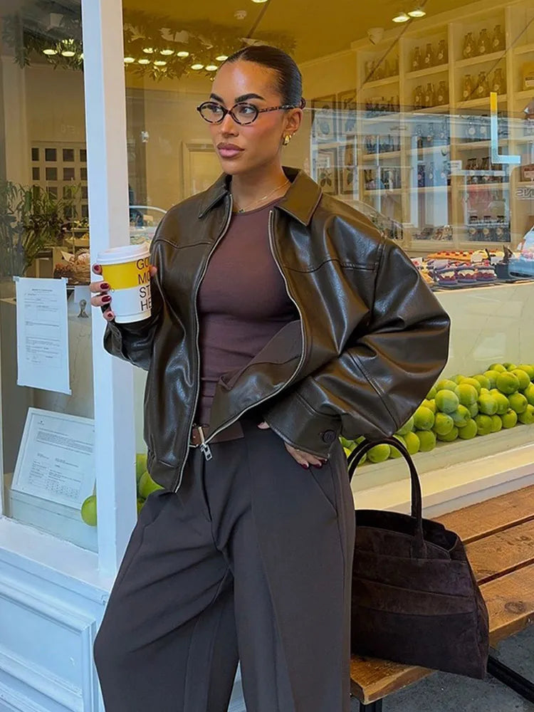 Cleo | Elegant Dam Läderjacka – För Avslappnad Stil och Komfort 4