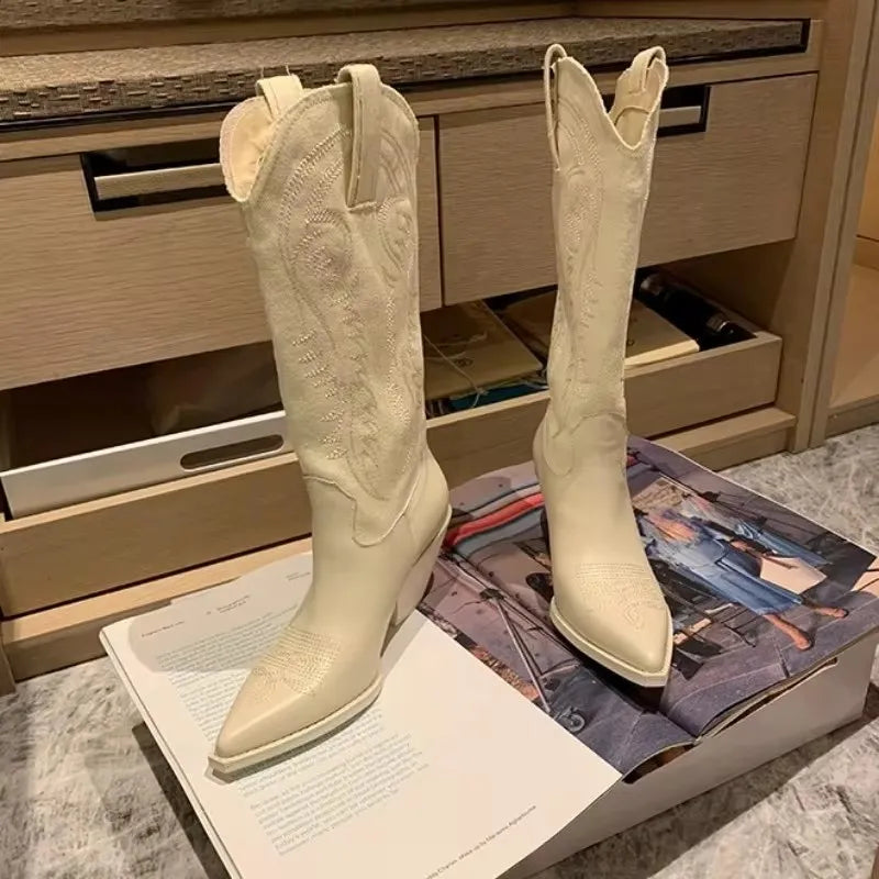 Umi | Eleganta Vita Cowboy Stövlar Dam – Spetsig Design För Alla Tillfällen 2