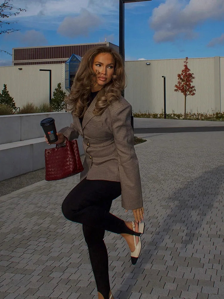 Caylee | Elegant Khaki Rutig Kavaj Dam För Professionella Tillfällen 3