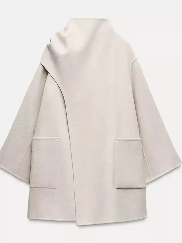 Thomasina | Elegant Höghalsmanteljacka – Cape-design För Sofistikerad Stil 6