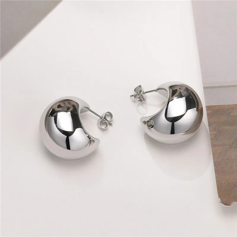 Bijou | Vintage Chunky Kupol Örhängen – Retro Charm för En Iögonfallande Look 13