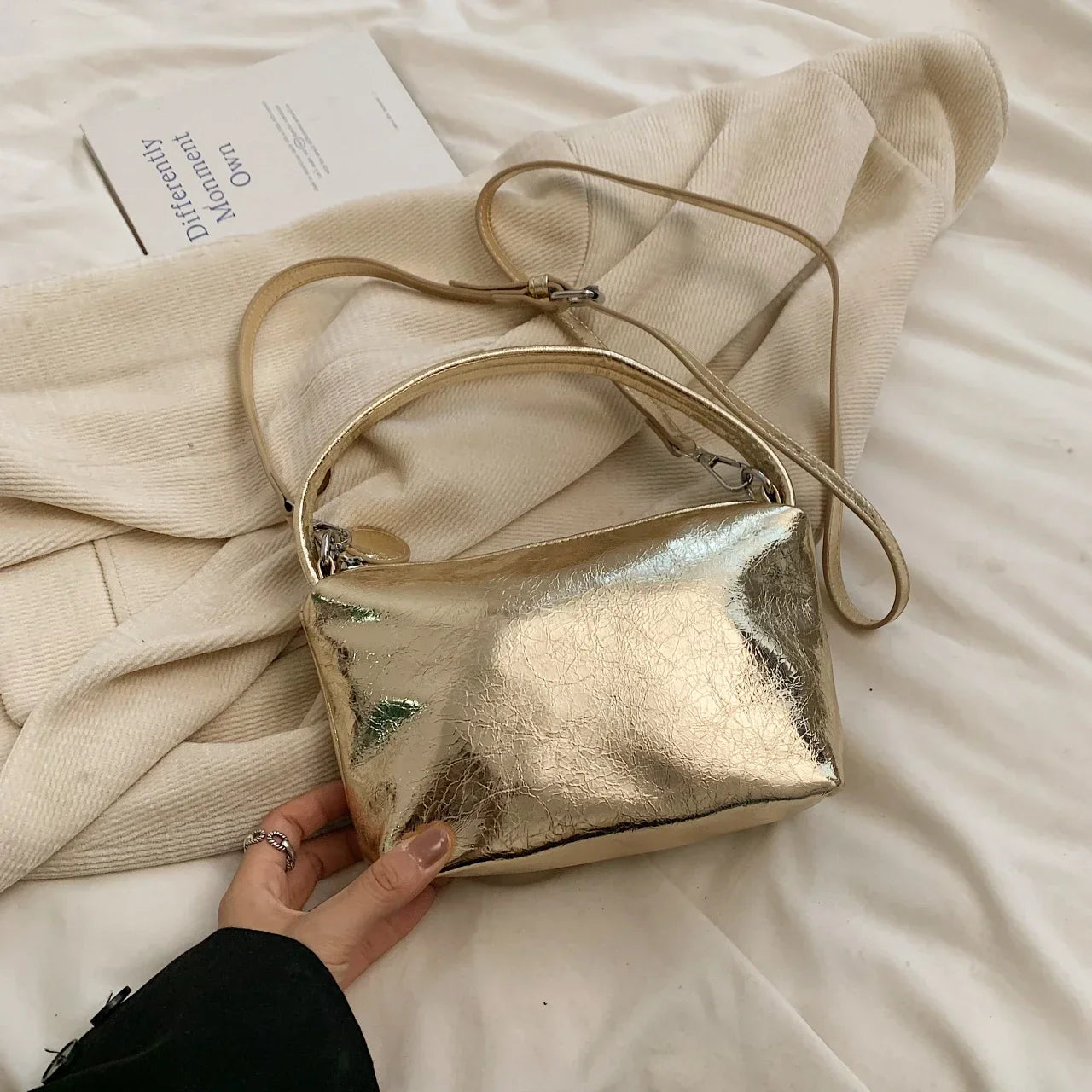 Osanna | Elegant Läderväska Dam – Justerbar Rem För Vardagsbruk 9