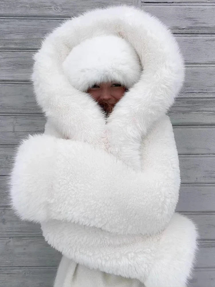 Celestina | Chic Faux Päls Kappa För Värme Och Stil 3