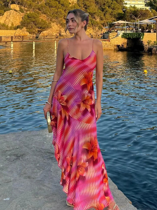 Sofia | Livlig Veckad Slingklänning – Lätt Tyg för Sommardagar 1