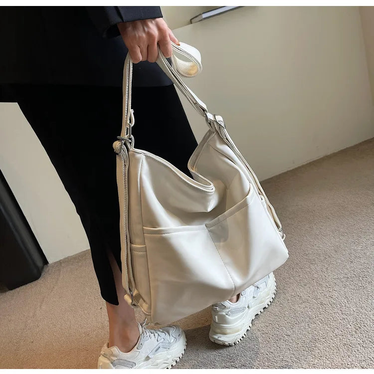 Karen | Konvertibel Axelväska Dam – Veganskt Läder med Justerbara Remmar 8