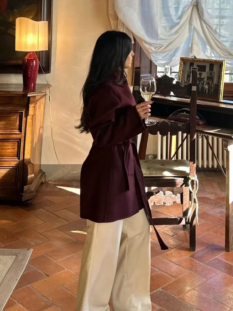 Adrian | Elegant Snörning – Premiumull för Stil och Värme 5