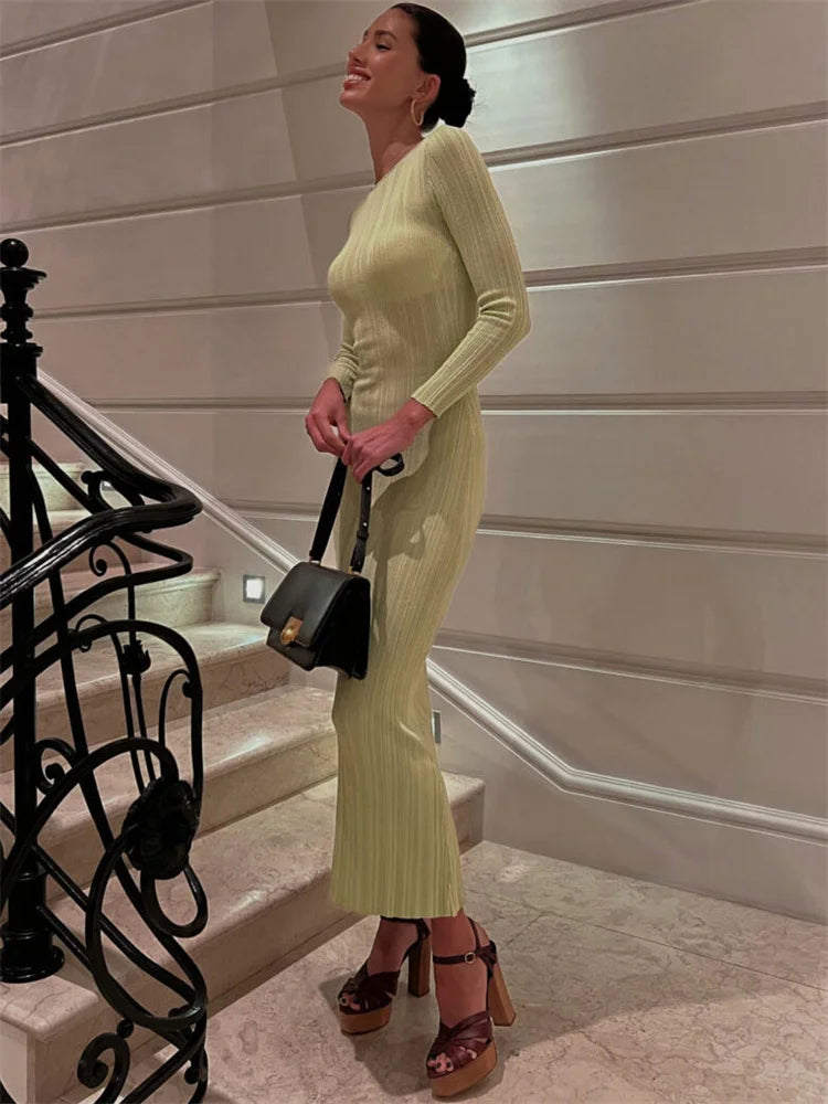 Hillary | Elegant Långärmad Maxiklänning – Smal Passform för Tidlös Stil 7