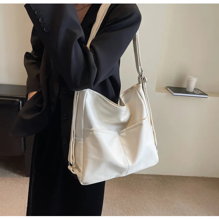 Karen | Konvertibel Axelväska Dam – Veganskt Läder med Justerbara Remmar 6