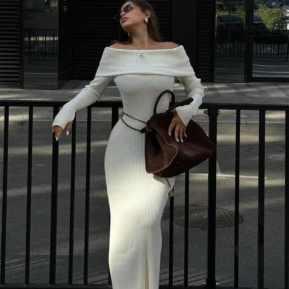 Julienne | Elegant En-Axel Maxiklänning Dam – Tidlös Stil 1