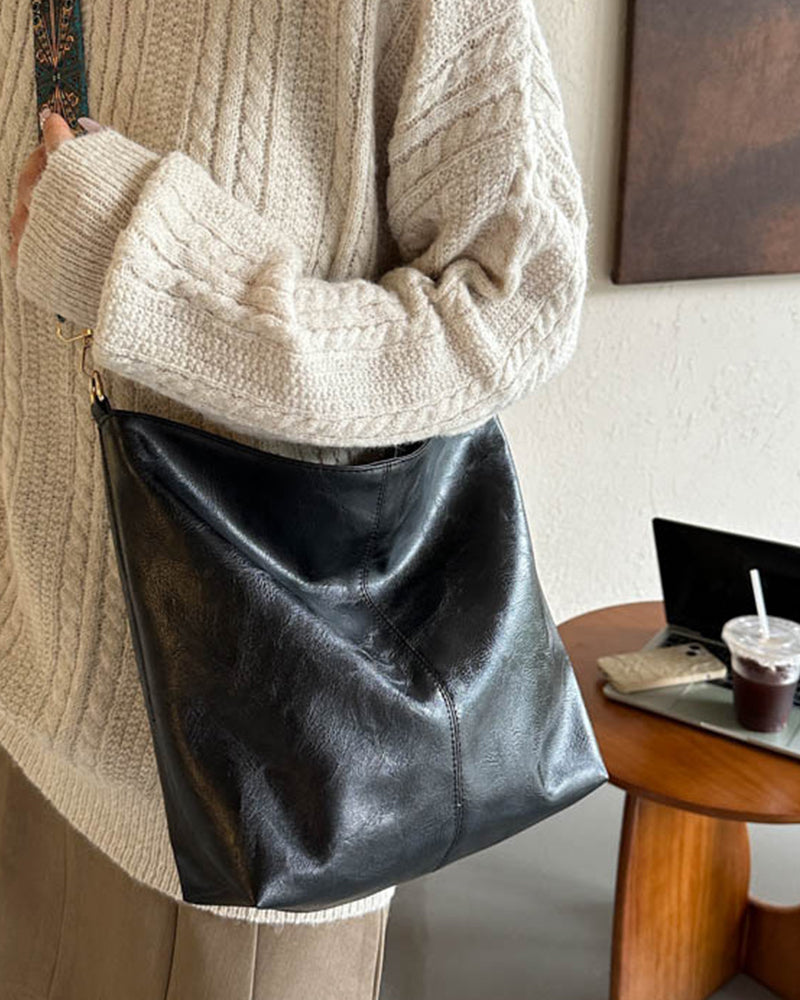 Lotte | Dam Retro Axelväska – Tidlös Elegans och Rymlig Funktionalitet 8