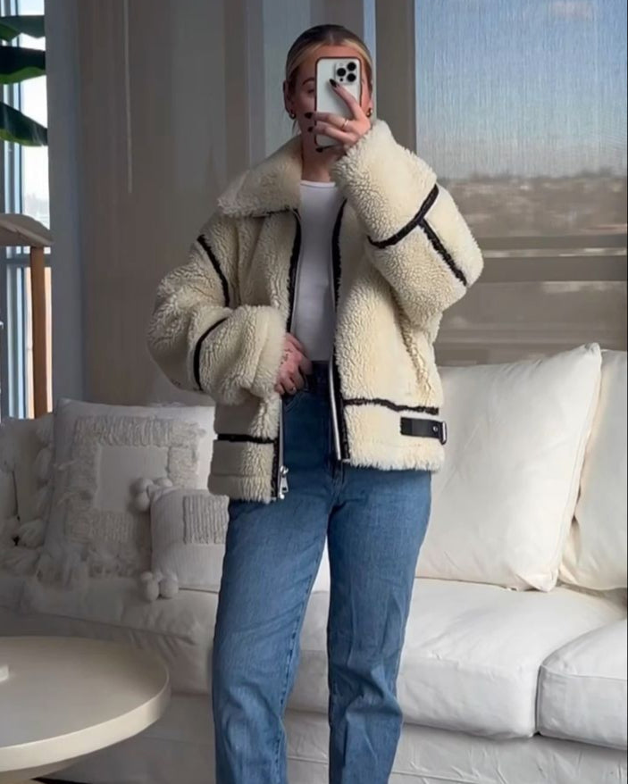 Taryn | Trendig Vinterjacka Dam – Mjuk Teddy för Värme och Stil 15