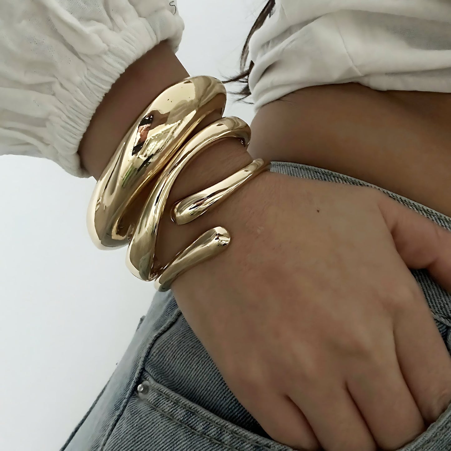 Lourdess | Elegant Armband – Vågmönster För Tidlös Stil 5