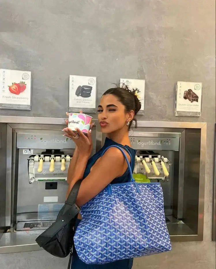 Valencia | Elegant Tygväska – Rymlig Design För Vardagligt Bruk 4