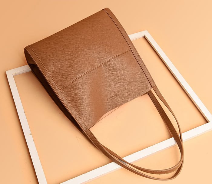 Petra | Elegant Axelväska Dam – Vegan Läder med Rymlig Interiör och Organiserad Design 8