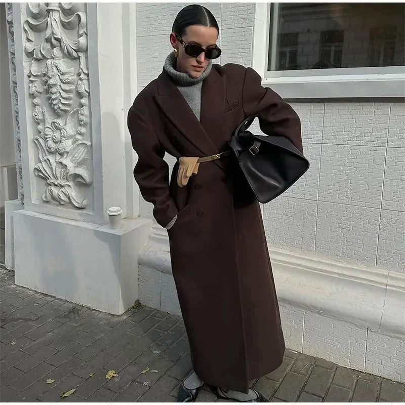 Venetia | Lång Kappa Dam – Tidlös Design och Lyxigt Material 2