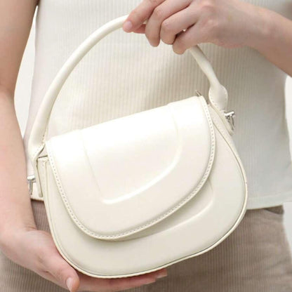 Raisa | Minimalistisk Sadelväska – Tidlös Elegans Med Mångsidiga Bäralternativ 8