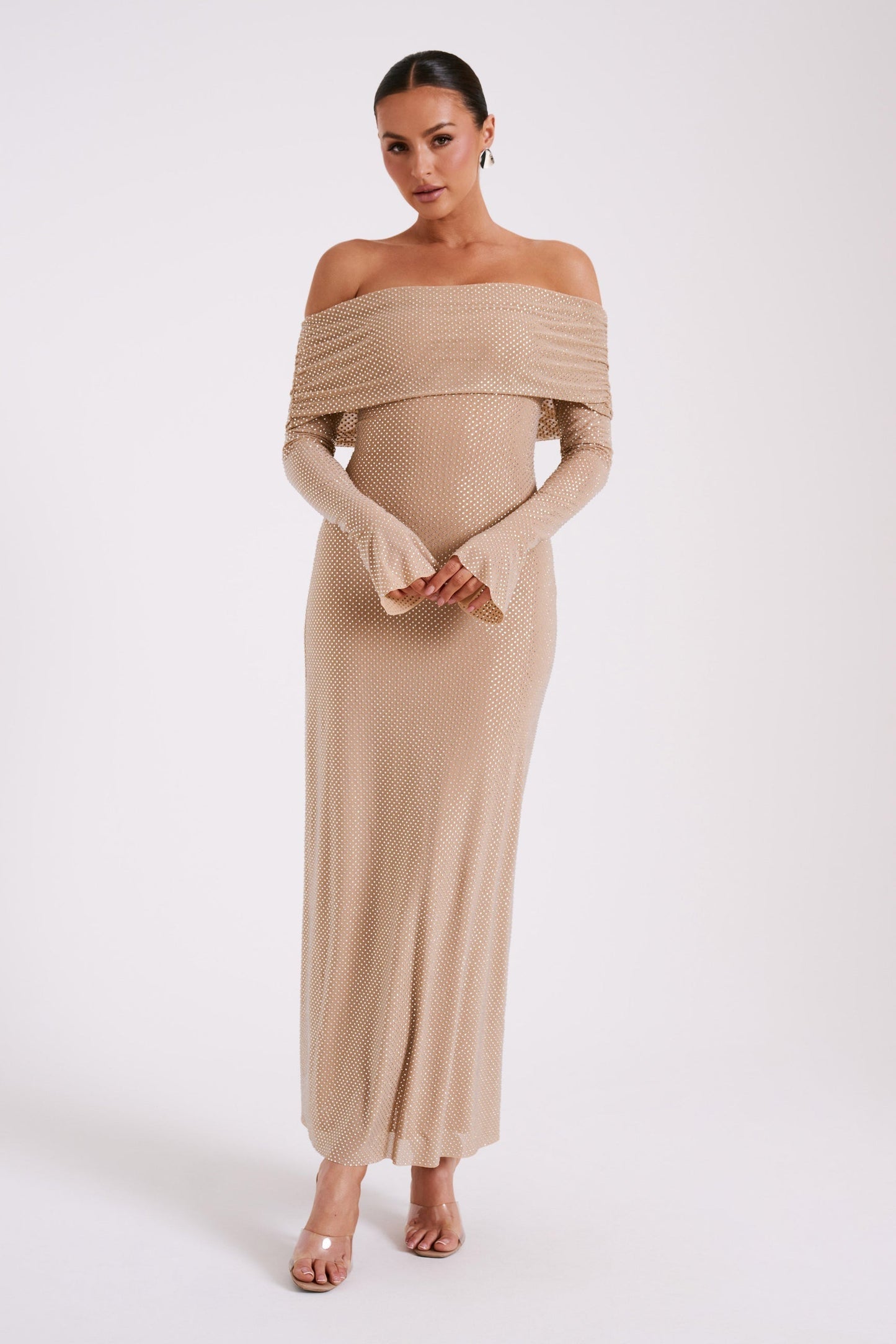 Ziraelle | Glamourös Off-Shoulder Skimmerklänning för Speciella Tillfällen 14