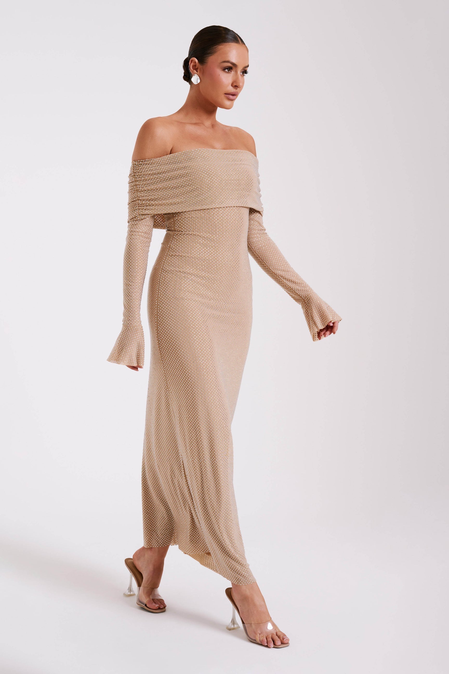 Ziraelle | Glamourös Off-Shoulder Skimmerklänning för Speciella Tillfällen 15