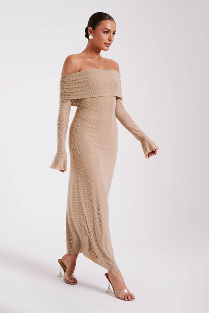 Ziraelle | Glamourös Off-Shoulder Skimmerklänning för Speciella Tillfällen 15