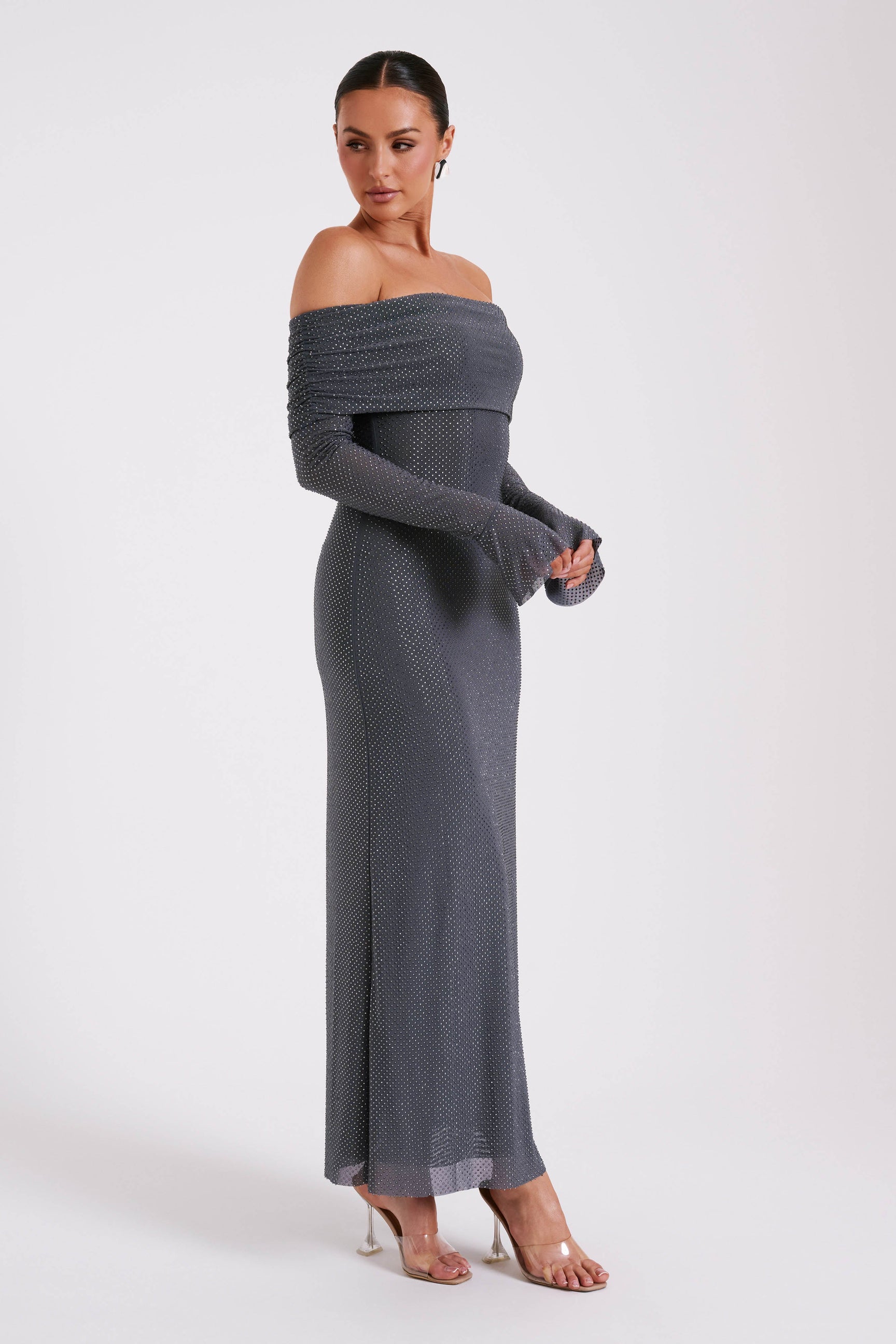 Ziraelle | Glamourös Off-Shoulder Skimmerklänning för Speciella Tillfällen 5