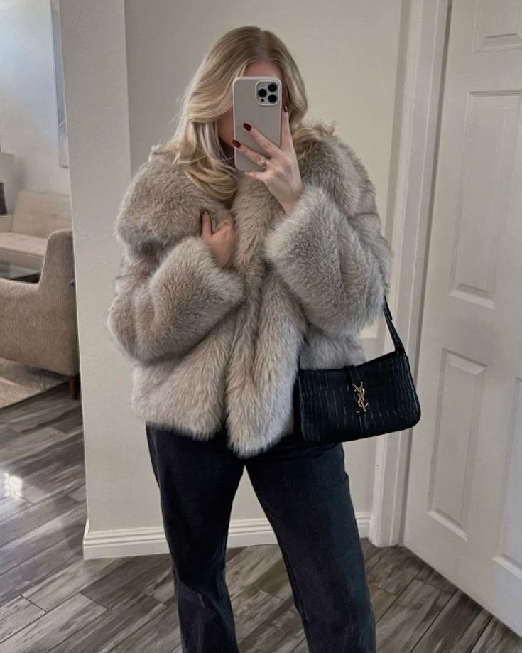 Valentina | Elegant Vinterjacka Dam – Plysch för Stil och Komfort 8