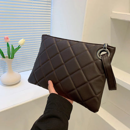 Nivine | Vintage Läderhandväska – Tidlös Elegans och Rymlig Design 2