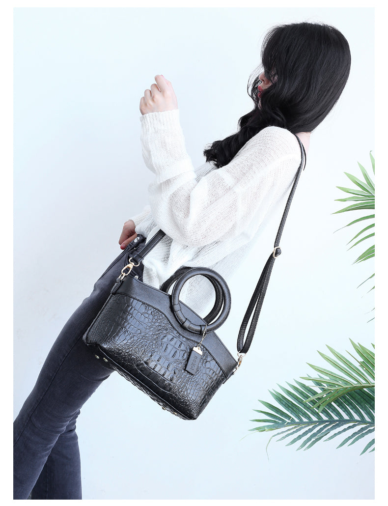 Talisa | Elegant Svart Handväska Dam – Krok-Embossed Veganskt Läder 4
