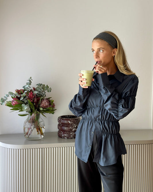 Liv | Elegant Krossad Blus Dam – Mångsidig Stil För Alla Tillfällen 1