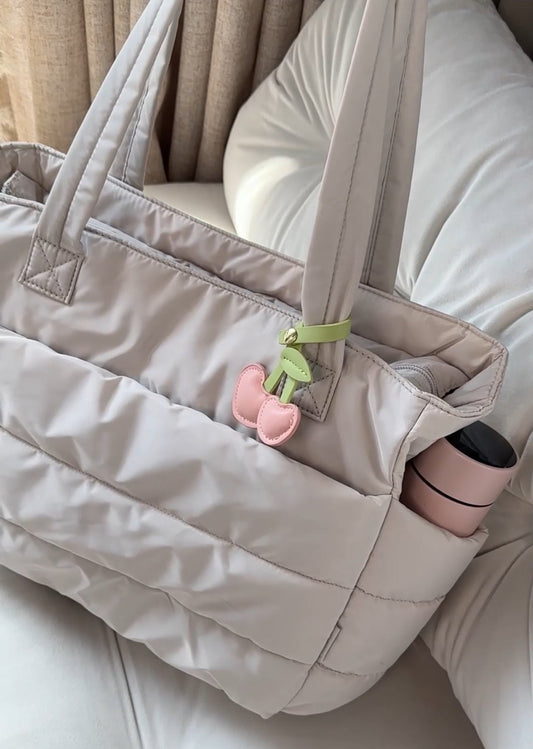 LoVy | Chic Handväska Dam – Elegant Design och Praktisk Funktionalitet 1