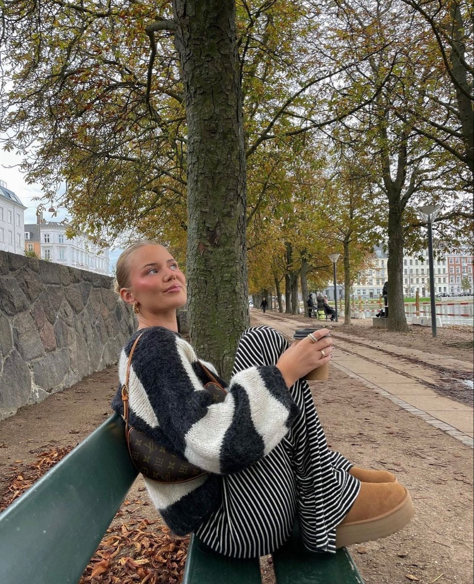 Fiora | Trendiga Randiga Byxor Dam – För Varje Tillfälle 8
