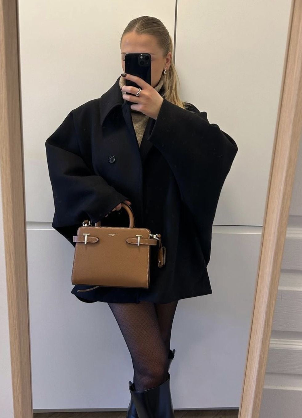 Emma | Elegant Herr Ullrock – Överdimensionerad Design för Höst och Vinter 14