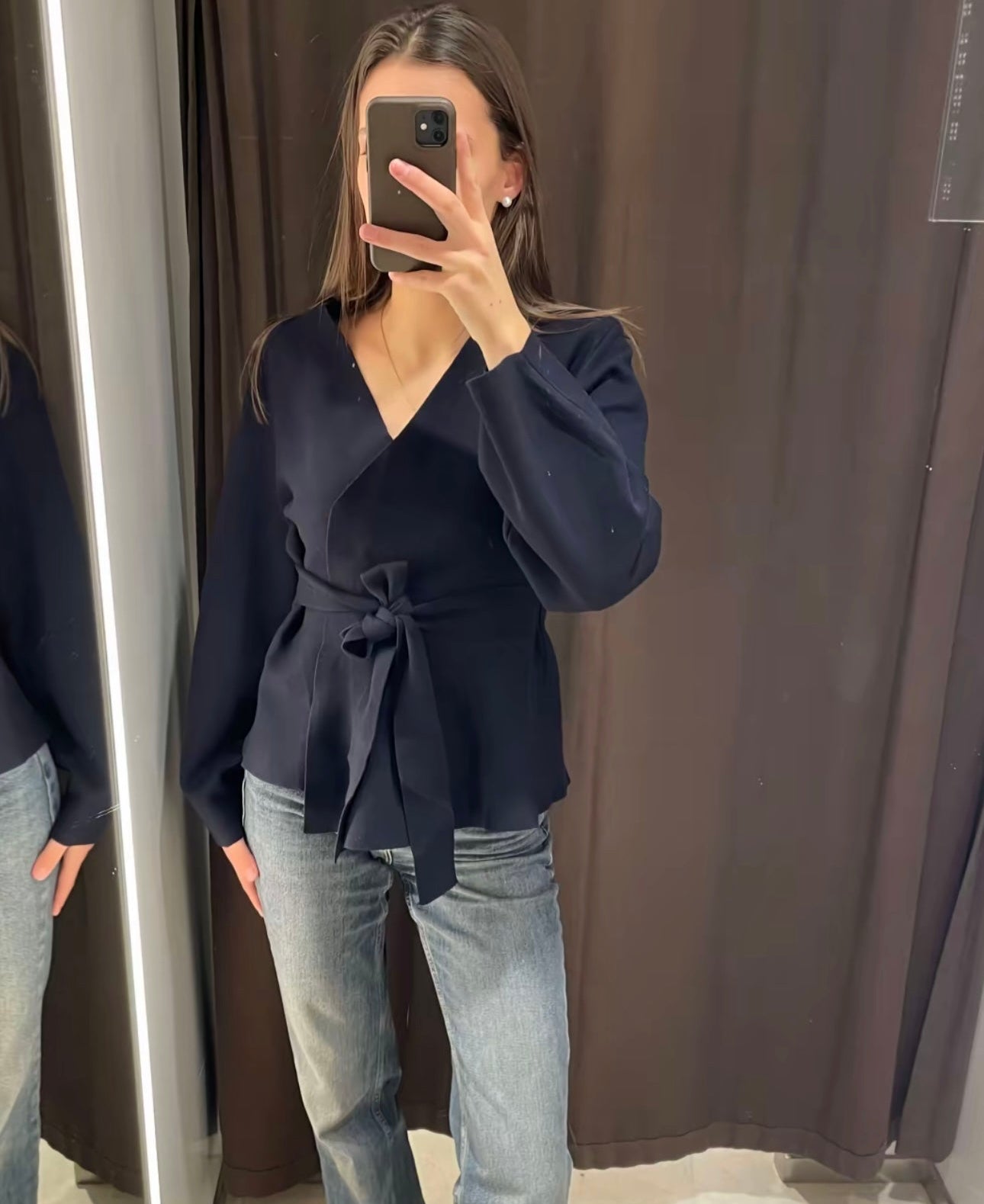Mauve | Elegant och Mjuk Kardigan – Justerbar Slipsdesign för Alla Tillfällen 4