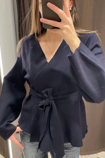 Mauve | Elegant och Mjuk Kardigan – Justerbar Slipsdesign för Alla Tillfällen 5