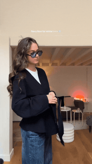 Mauve | Elegant och Mjuk Kardigan – Justerbar Slipsdesign för Alla Tillfällen 1