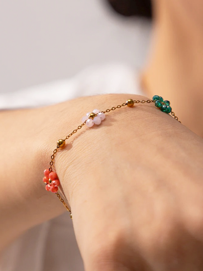 Ysolina | Färgglada Blommor Guld Armband – Lekfull Stil 2