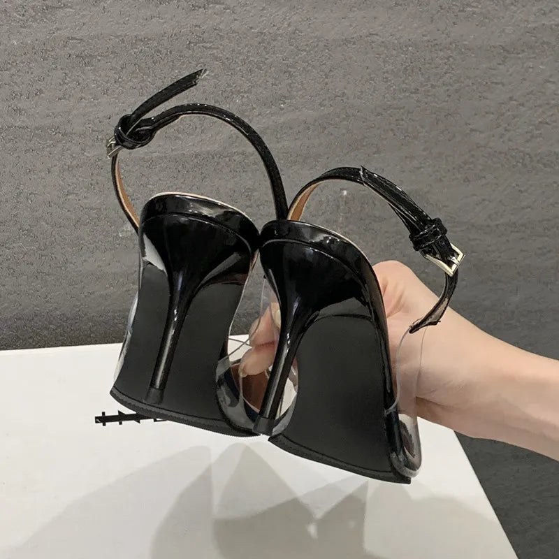 Quinn | Eleganta Hjärtformade Slingbacks – Hög Stiletto-Klack 7