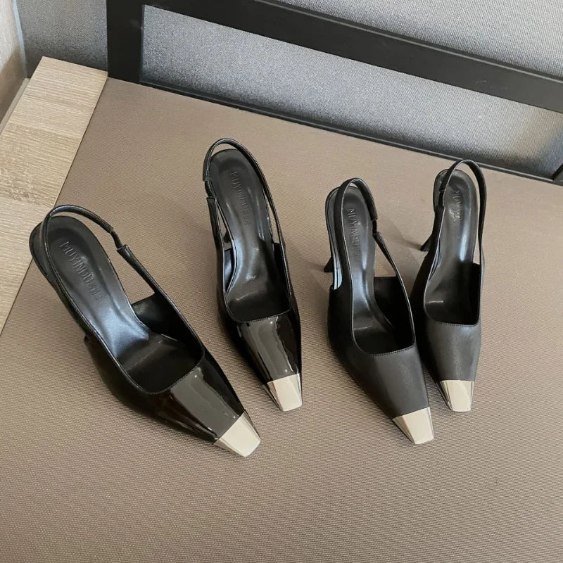 Elodie | Eleganta Högklackade Skor – Patentläder med Metallfyrkantig Tå 4
