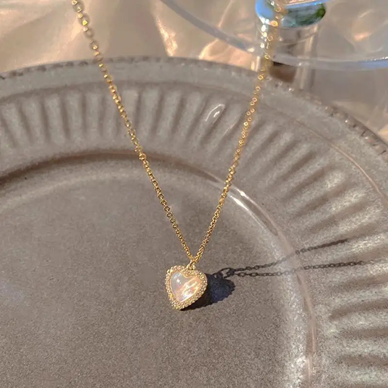 Ursa | Elegant Halsband – Akrylfjärilhänge För En Lekfull Stil 26