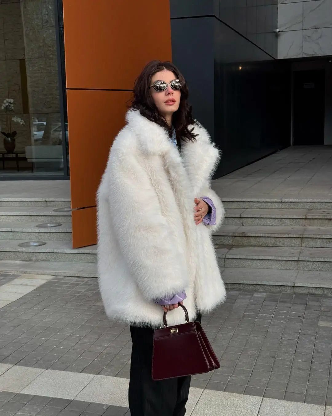 Clarabelle | Elegant Faux Päls Kappa För Kvinnor – Varm och Lyxig Design 7