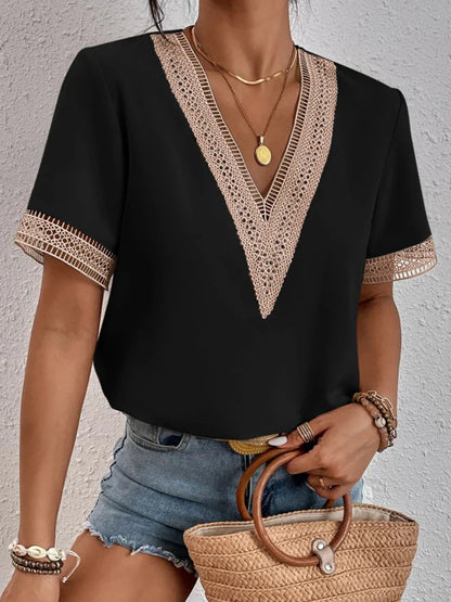 Annie | Elegant Vit Spetsblus – För Tidlös Stil och Komfort 3