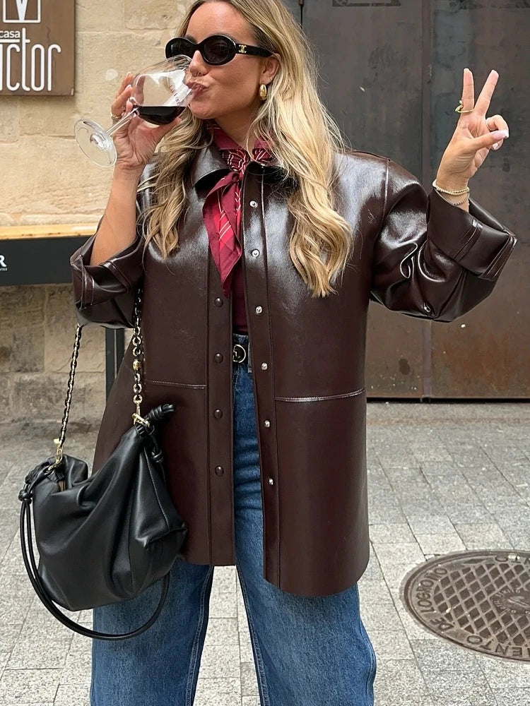 Floriea | Elegant Svart Minikjol – Läder För En Chic Look 4