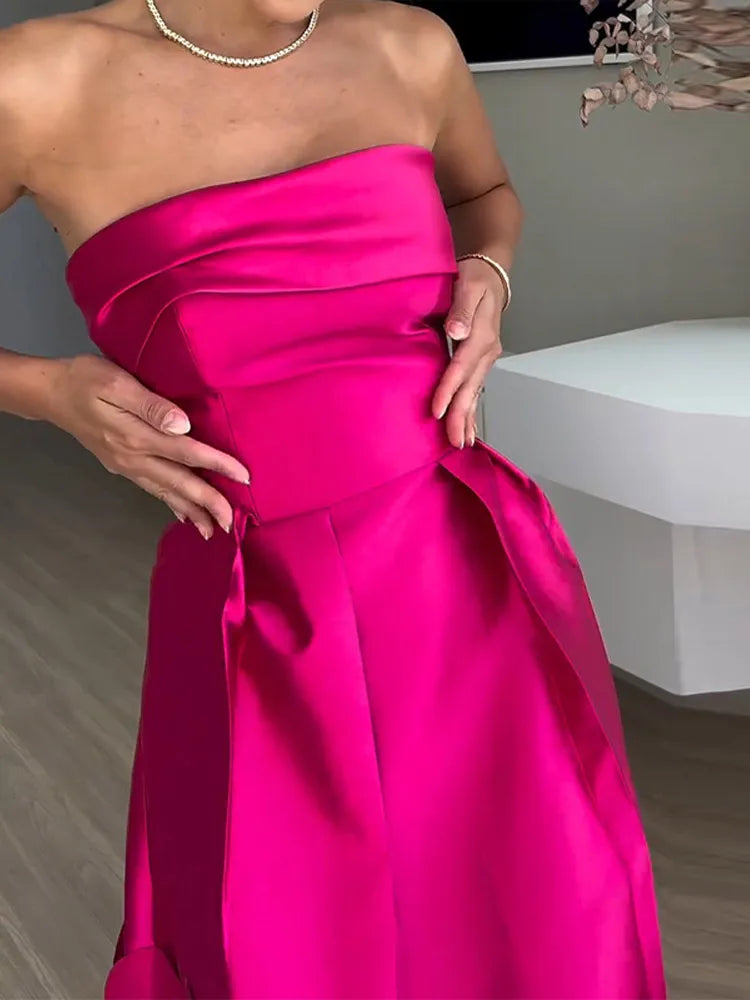 Pavla | Glamourös Satin Klänning – Gul Med Cirkulära Paljetter 4
